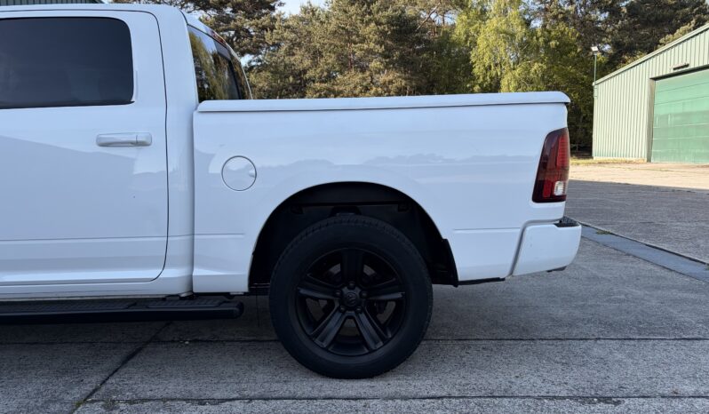 
								Dodge RAM 1500 5.7 V8 4×4 LPG 2018 full									
