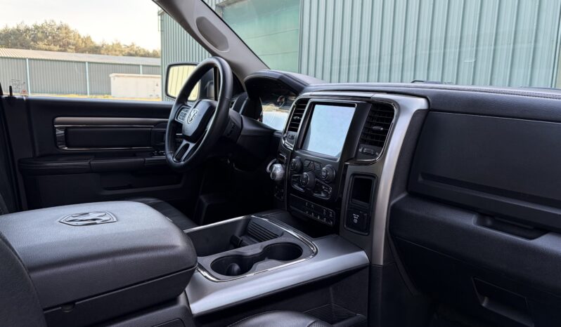 
								Dodge RAM 1500 5.7 V8 4×4 LPG 2018 full									